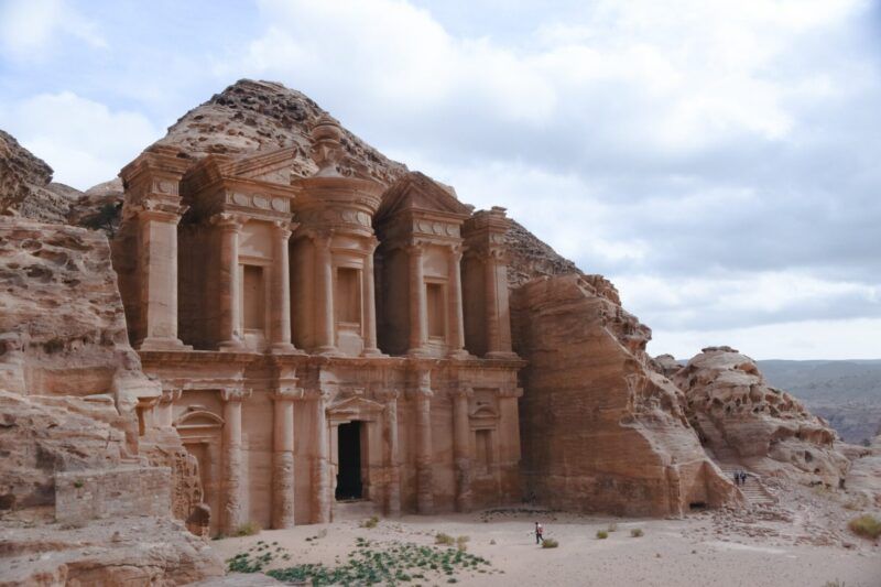 Things to do in Petra: one of the seven wonders of the modern world