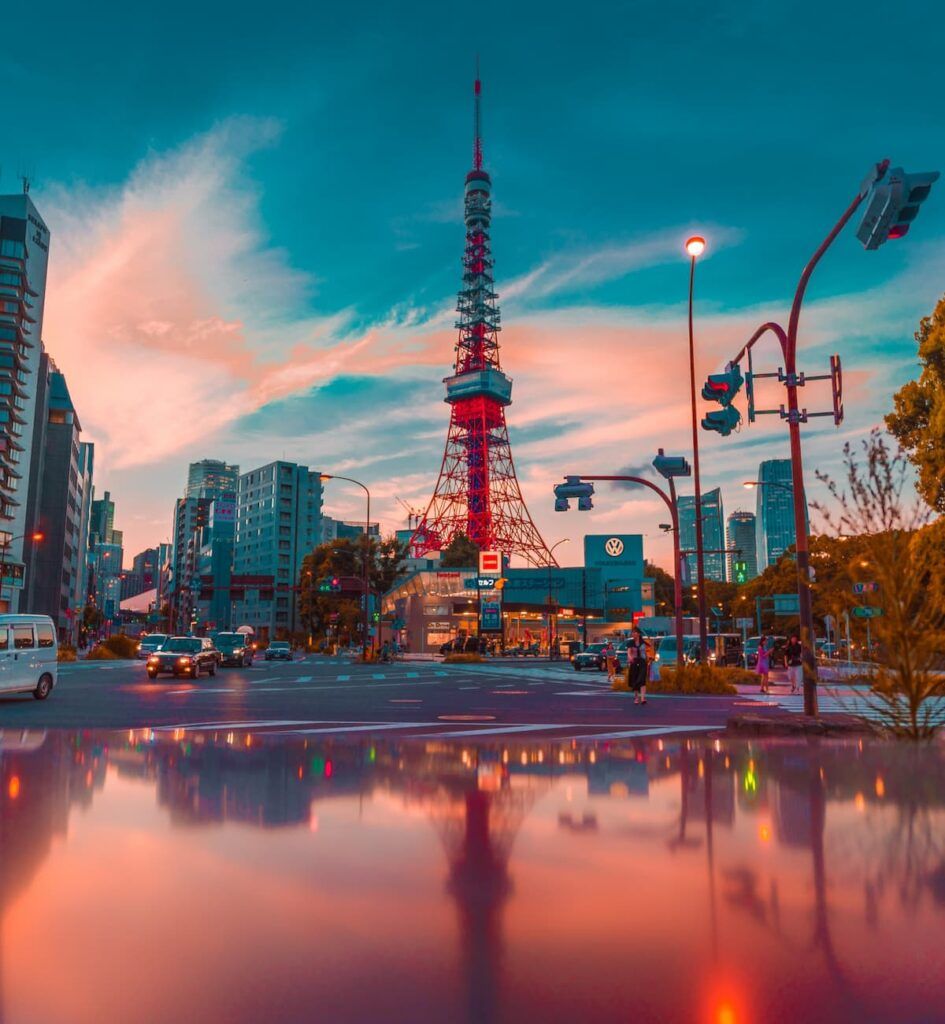 Photo of the Tokyo Tower at sunset
