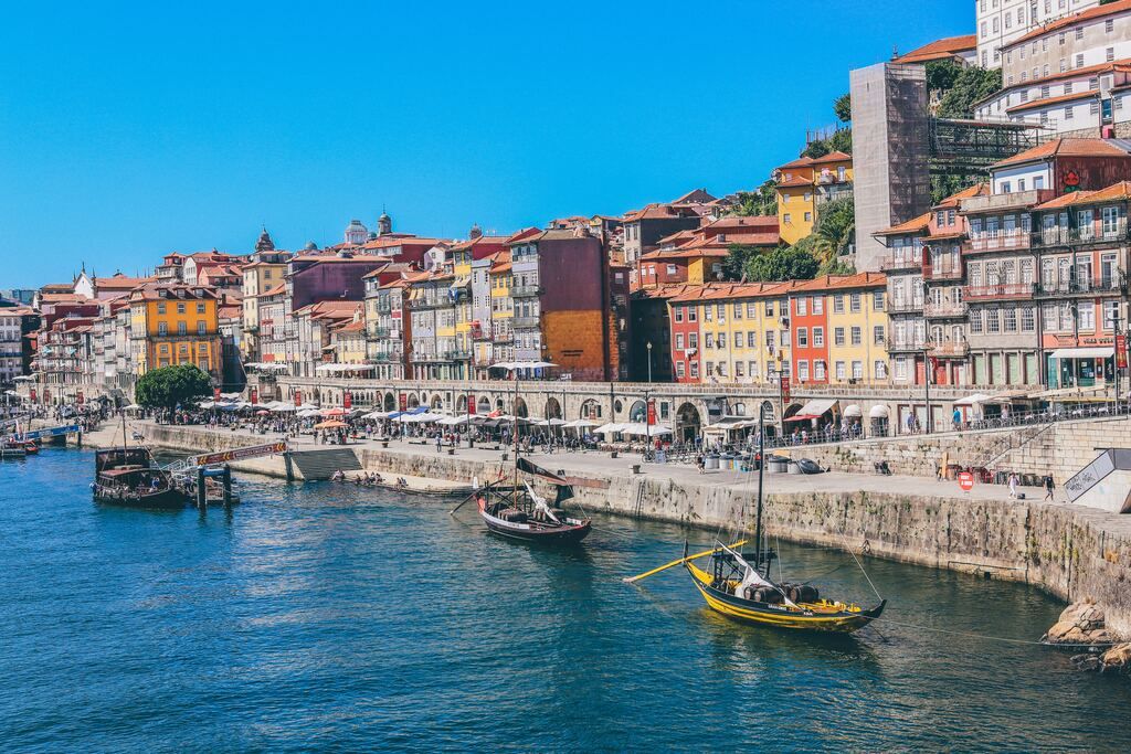 A picture of Porto in Lisbon