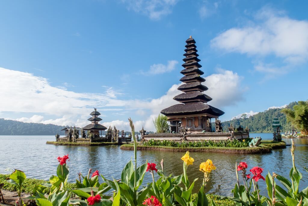 A picture of a temple in Bali
