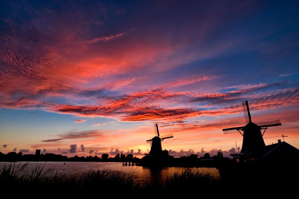 Beautiful sunset over Zaanse Schans windmills in the Netherlands
