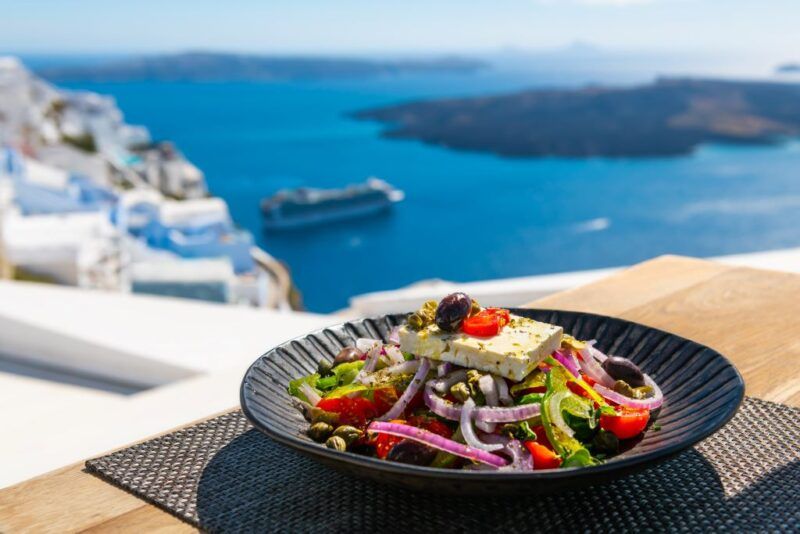 Greek food: must-try dishes to savour on your trip