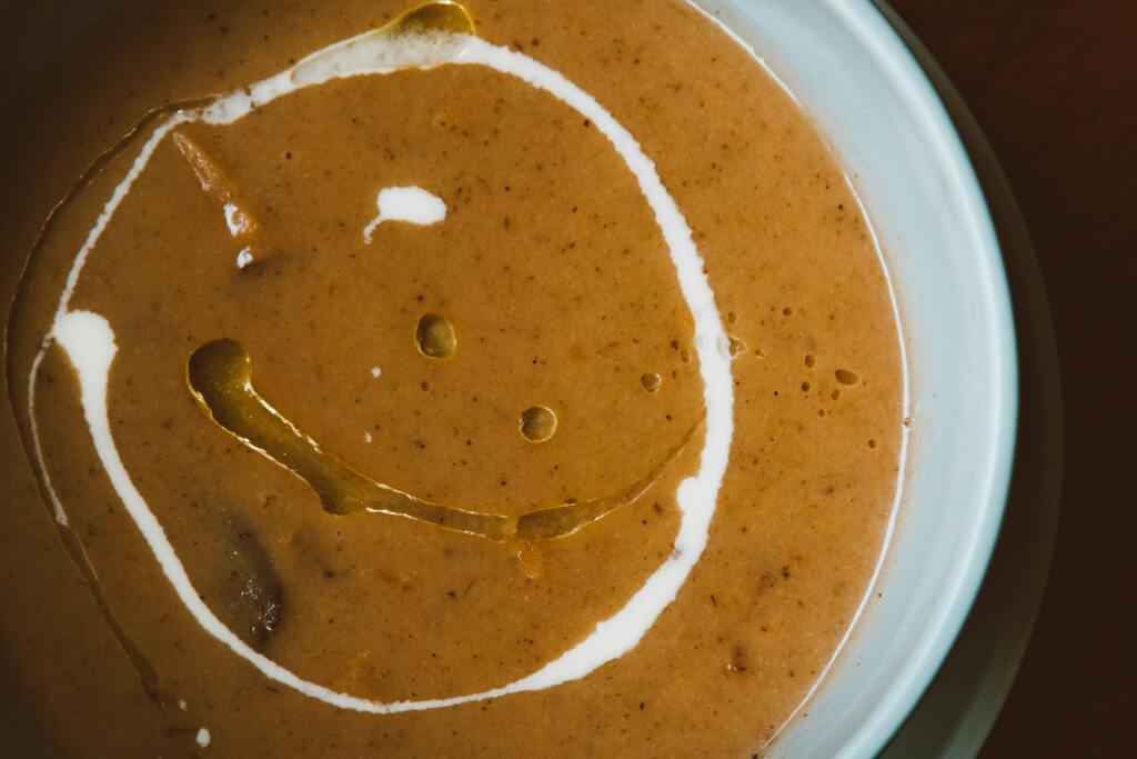 Shorbat adas, a traditional Jordanian food in the form of lentil soup